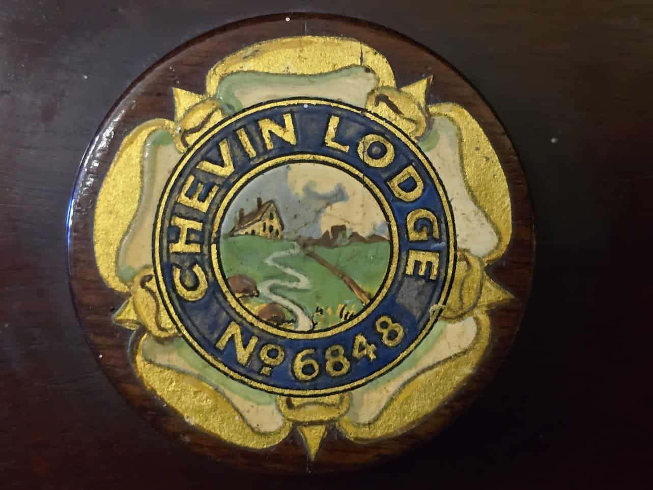 Chevin Lodge emblem